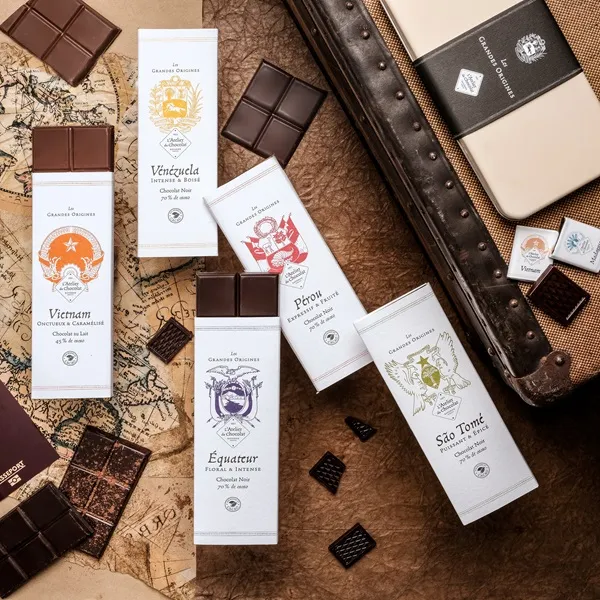 Découvrez la richesse aromatique des meilleurs terroirs cacaoyers du monde. TABLETTES DE CHOCOLAT GRANDES ORIGINES : UN VOYAGE AU CŒUR DES TERROIRS DU CACAO